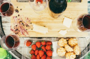 food-drink-kitchen-cutting-board